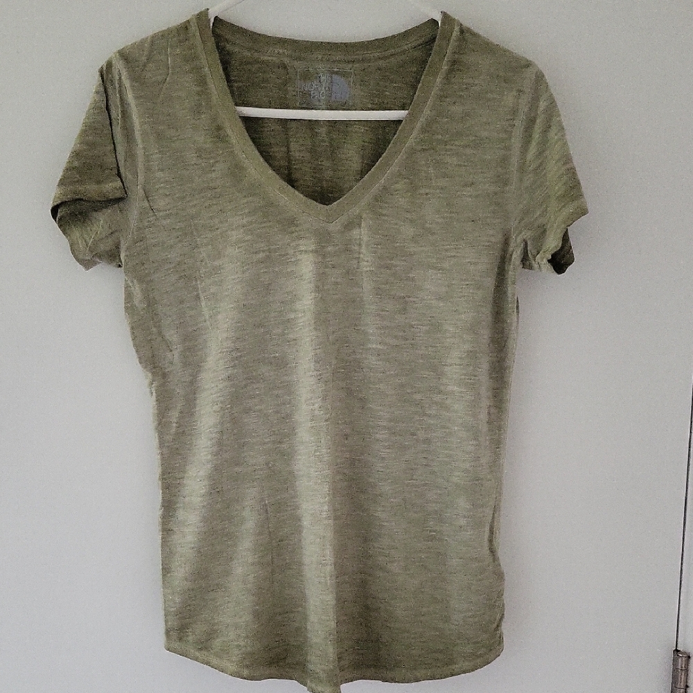 The North Face V-Neck Tshirt